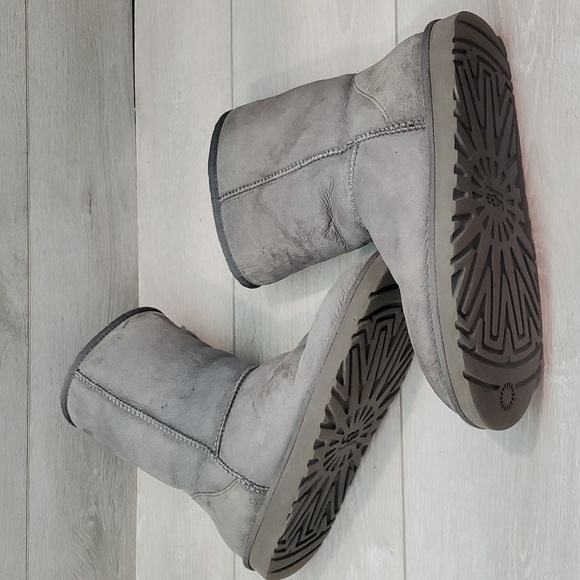 Ugg Australia Women 5825 Classic Short Sheepskin Leather boots shoes sz 10 - Picture 6 of 14